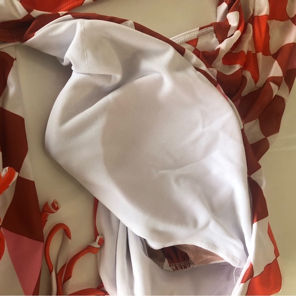 Swimsuit - Picture 8 of 8